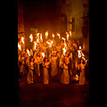Assisi - Festa del Calendimaggio, rappresentazione notturna della Parte de Sopra, Angeli salvano Assisi